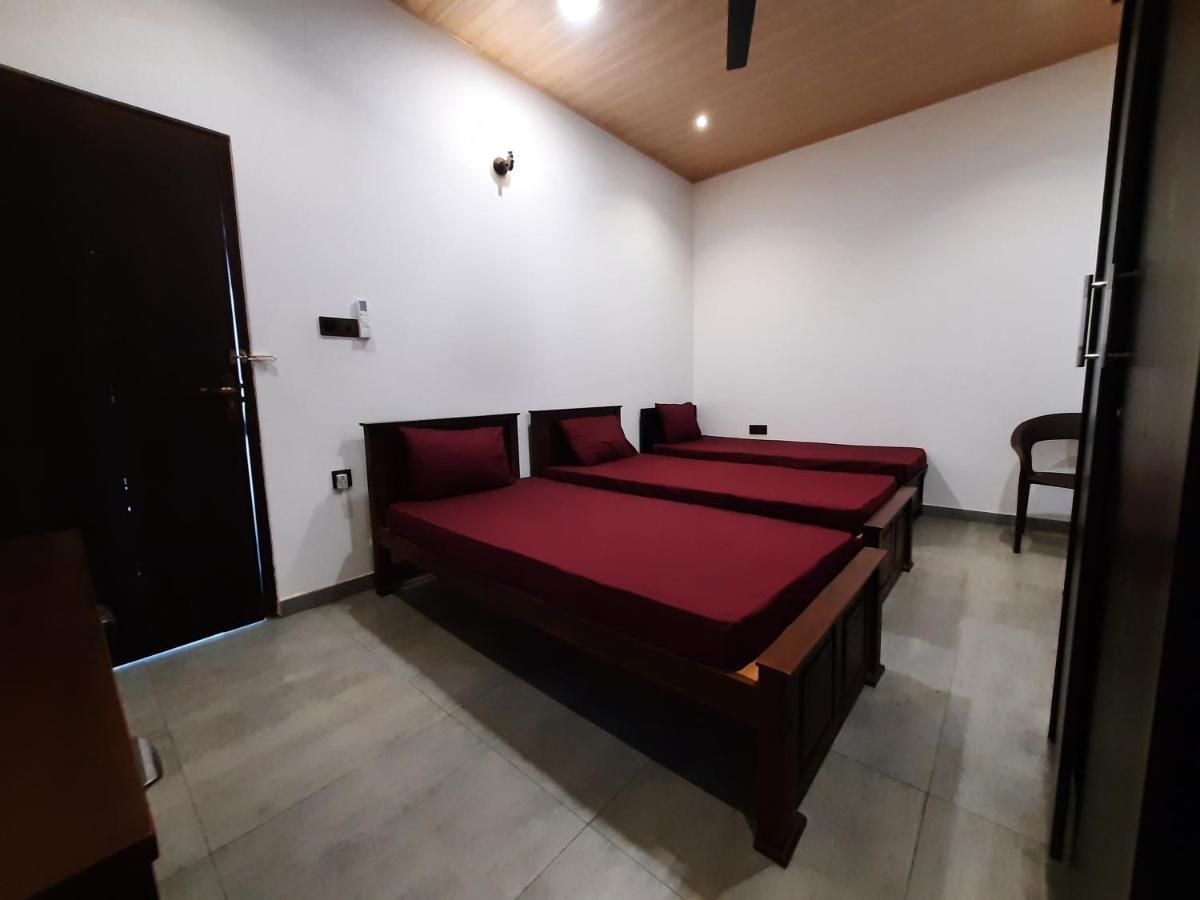 Taj Residence Puttalam Exterior foto